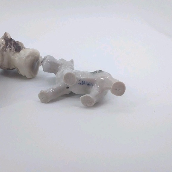 2 Vintage Occupied Japan Gray White Brown Scottie Terrier Dog Figurines 40's 50' - Picture 5 of 8